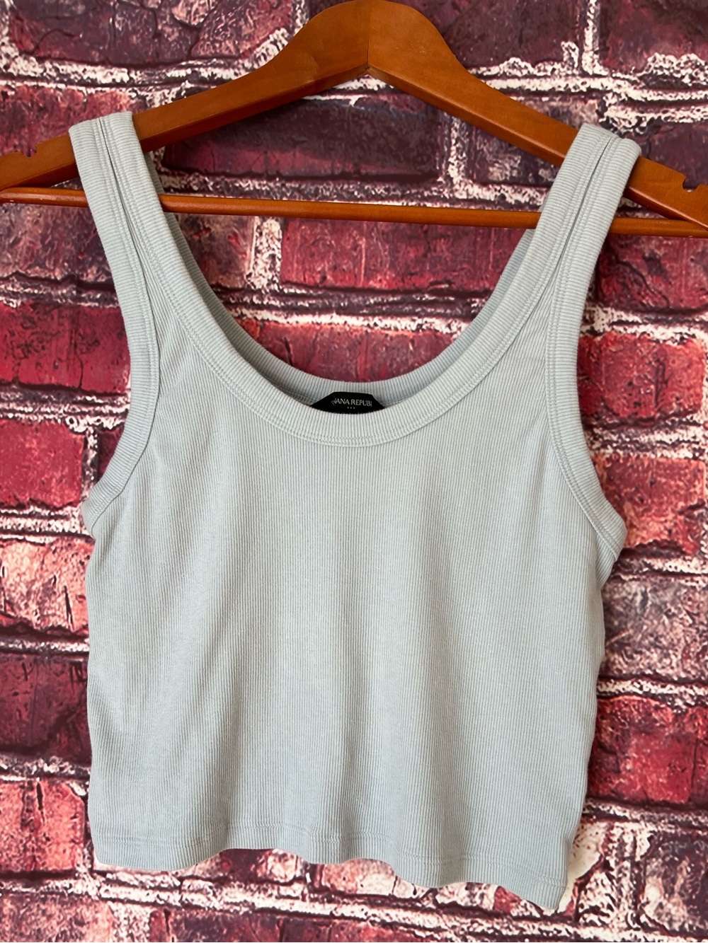 Banana Republic Ribbed Cropped Tank Top Gray